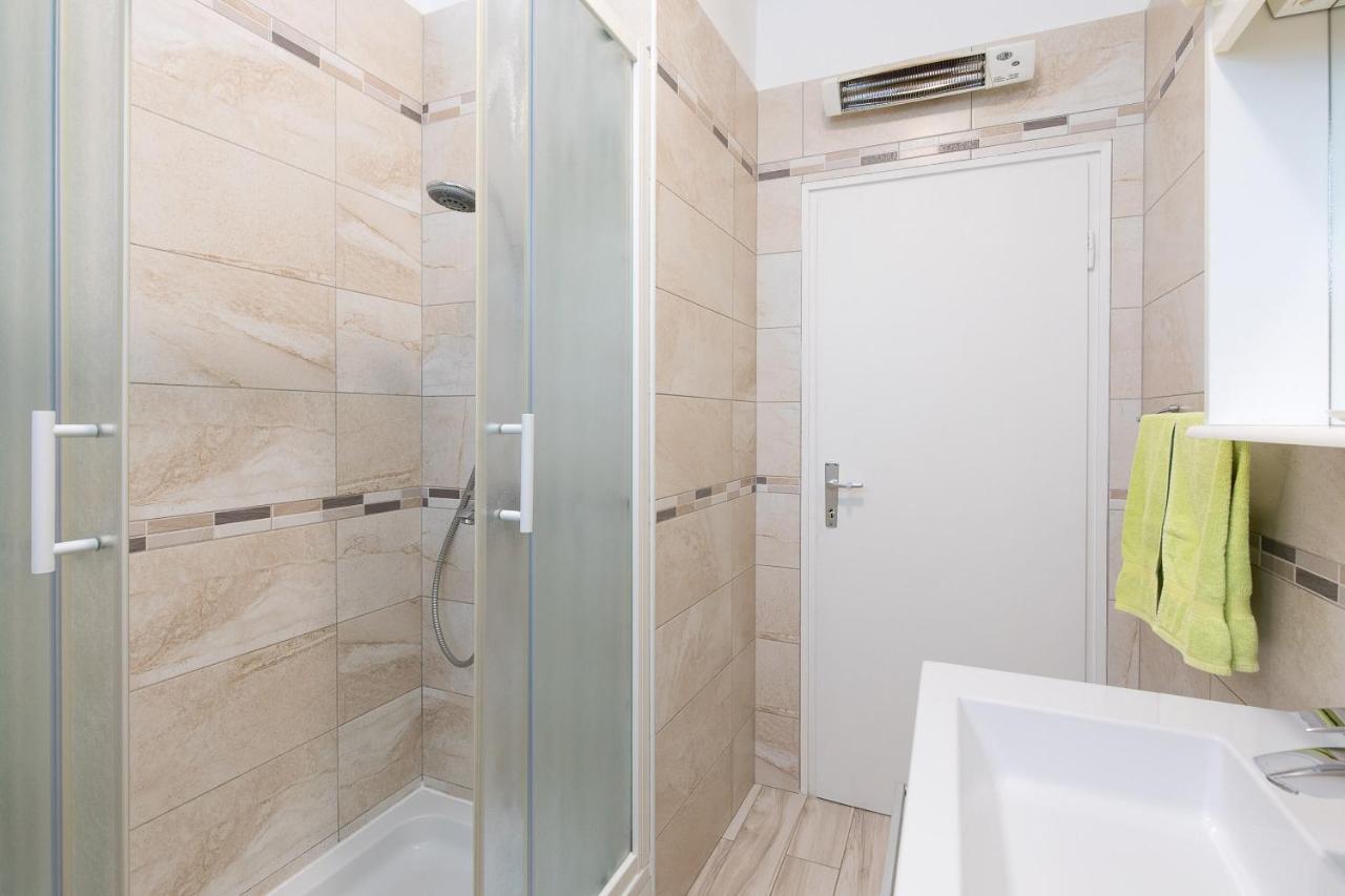 Apartment Oleander Punat Bagian luar foto