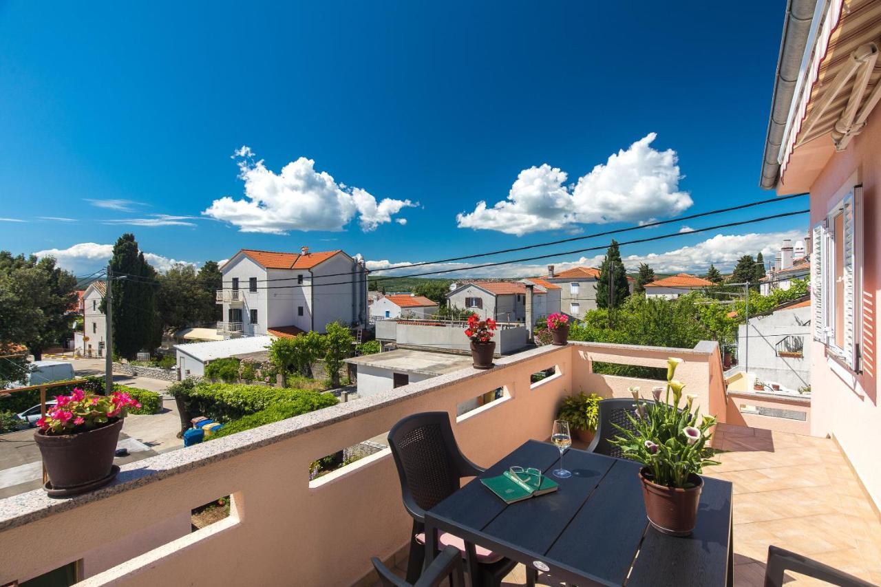 Apartment Oleander Punat Bagian luar foto