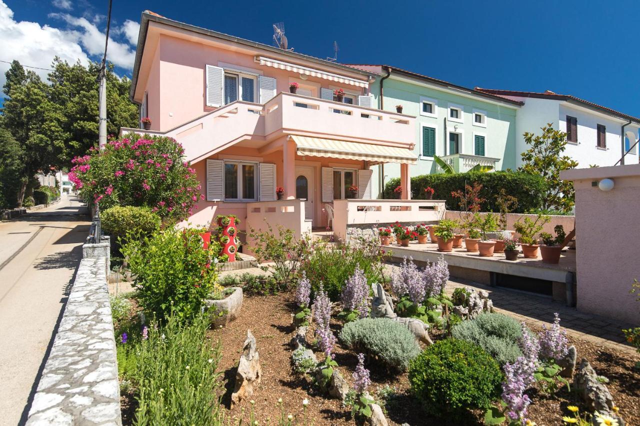 Apartment Oleander Punat Bagian luar foto