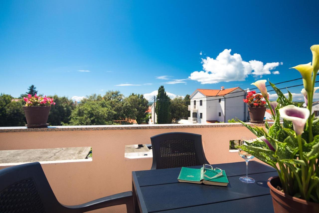 Apartment Oleander Punat Bagian luar foto